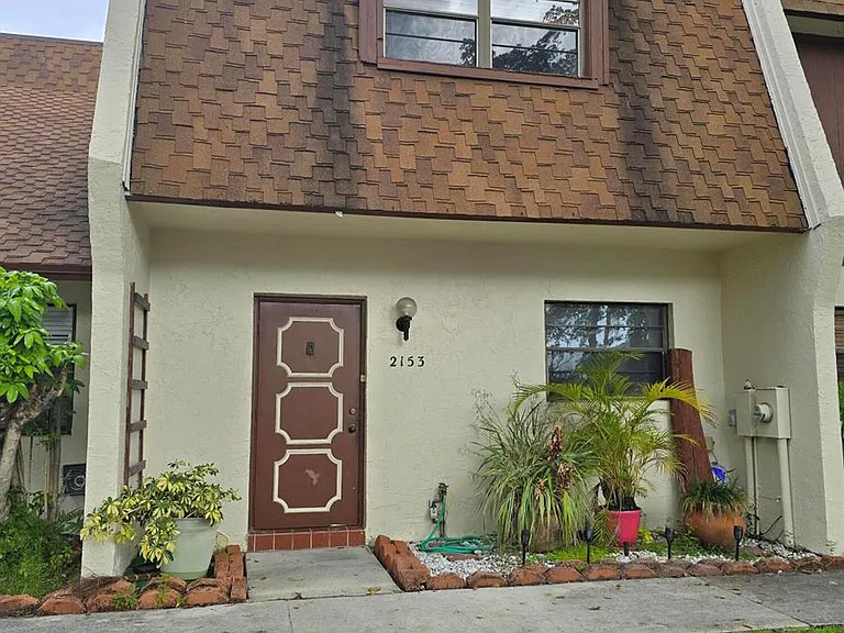 2153 N 14th Ave #2153 — Photo 2
