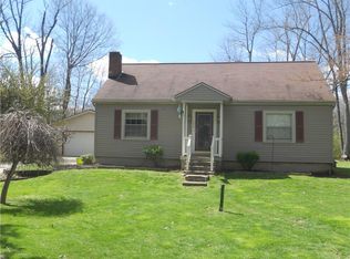 4850 Forest Dr, Springfield, OH 45506