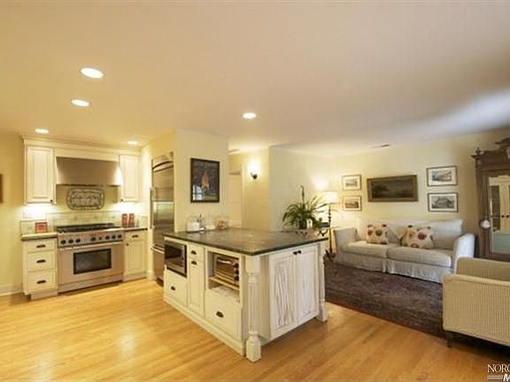 4th image of 310 France St