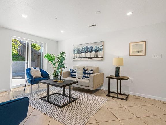 3rd image of 217A Alta Loma Ave #A