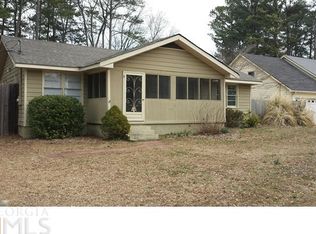 1262 Jennie Ln, Lilburn, GA 30047