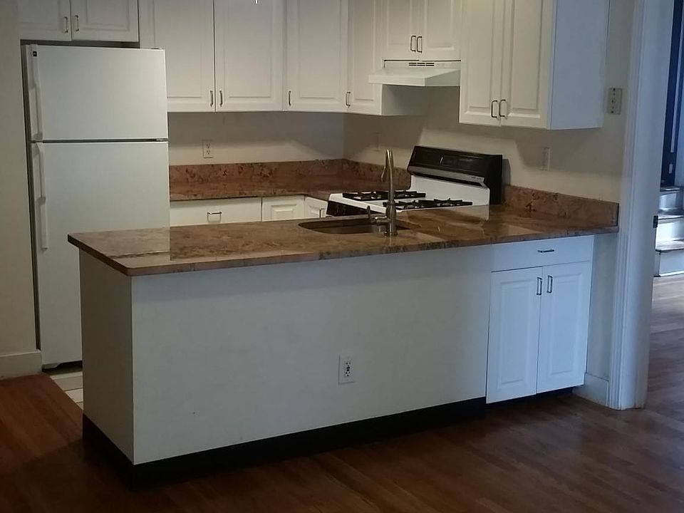 1st image of 322 Saint Paul St APT 2C