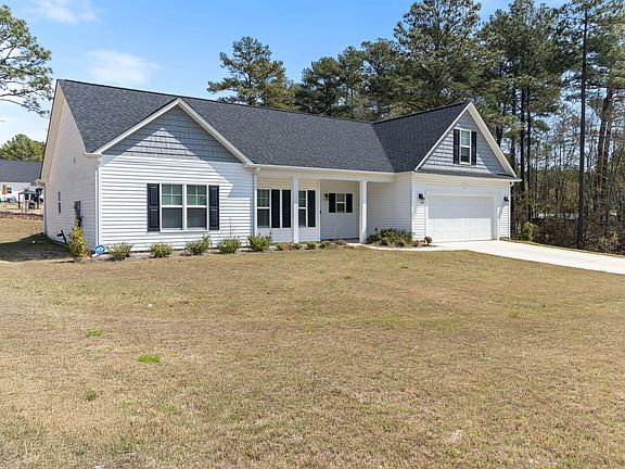 3rd image of 111 Sugarberry Pl