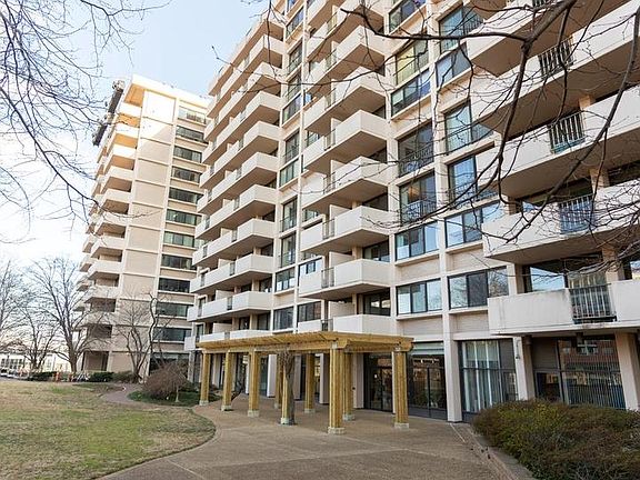 2nd image of 4141 N Henderson Rd APT 1116