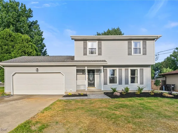 3565 Darbyshire Dr, Canfield, OH 44406