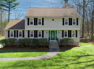 91 Scribner Rd, Tyngsboro, MA 01879
