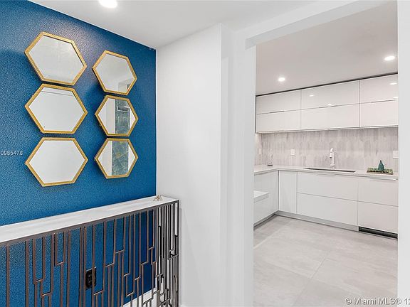 4th image of 625 Biltmore Way APT 1405