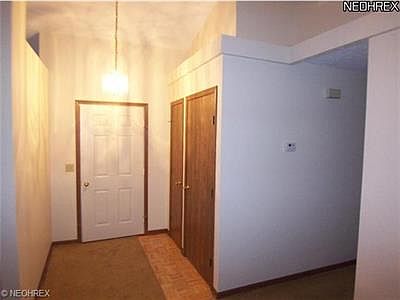 4th image of 2720 W 38th St