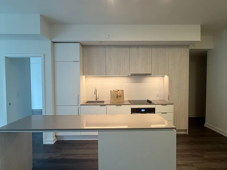 89 Church St #303 — Photo 8