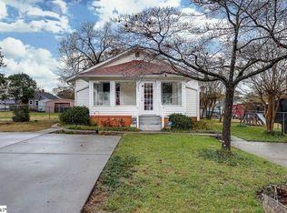 504 McCrary St, Greenville, SC 29609