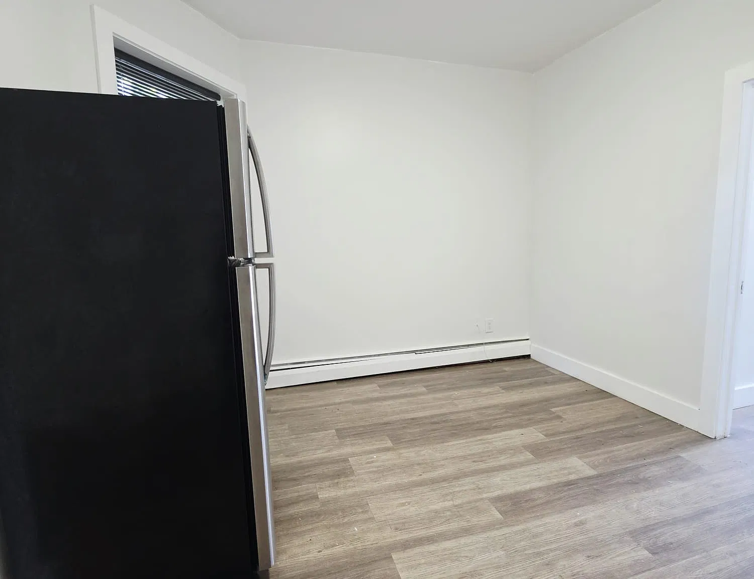 2 bed, 800 sqft, $1,895 — Photo 4