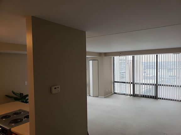 3rd image of 125 SW Jefferson Ave APT 215