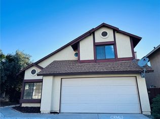 12218 Pluto Dr, Victorville, CA 92392