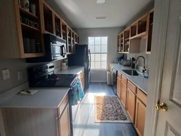 438 E Mimosa Ln — Photo 11