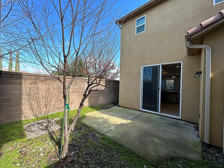 1594 Mosaic Way — Photo 33