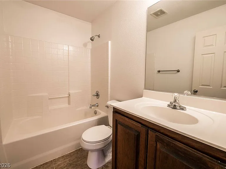 10410 Lady Angela St — Photo 24