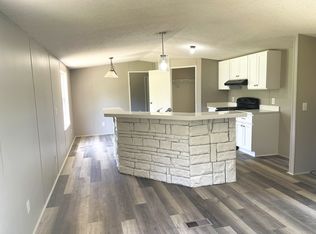 20253 Perrilloux Rd, Livingston, LA 70754