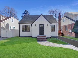 57 Remsen St, Elmont, NY 11003