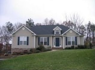 7438 British Rd, Ooltewah, TN 37363