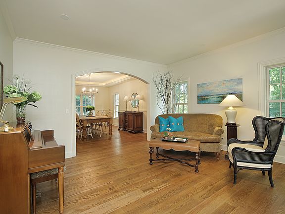 5th image of 2369 Larkdale Dr