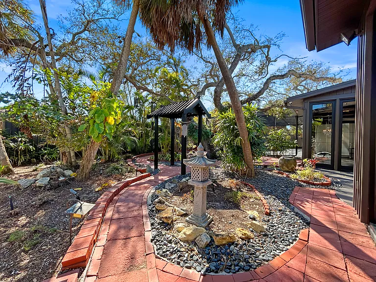 Garden _ Tropical Landscaping