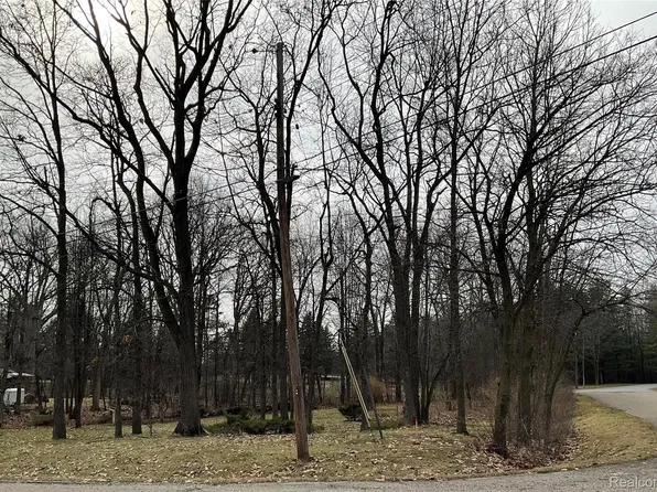 0 Green Tree Dr, Grand Blanc, MI 48439
