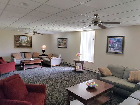 3rd image of 1311 S Finley Rd APT 103