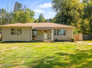 3119 Teakwood Cir, Louisville, KY 40216
