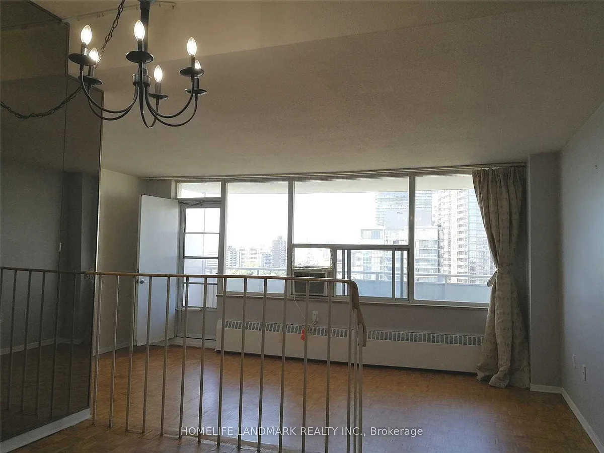 Building Photo - 10 Parkway Forest Dr #1604