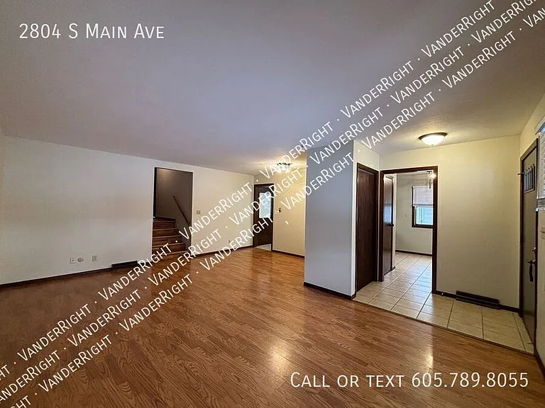 2804 S Main Ave — Photo 1