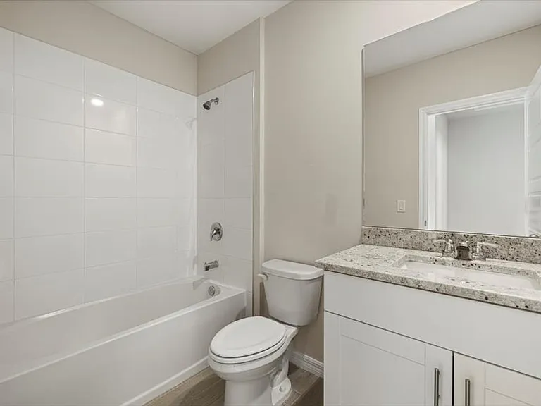 44221 Frontier Dr — Photo 16