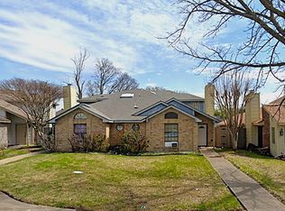 2812 Rutgers Cir #B, Rowlett, TX 75088