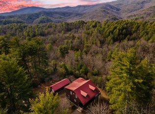 636 Granite Dr, Hayesville, NC 28904