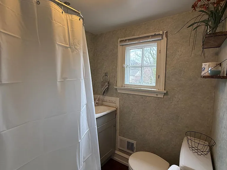 1358 Indian Creek Dr — Photo 19