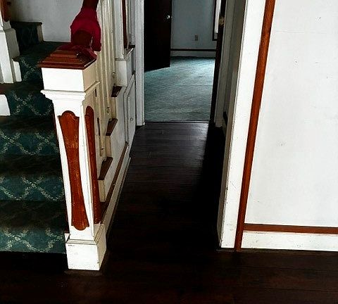 2nd image of 807 E Main St