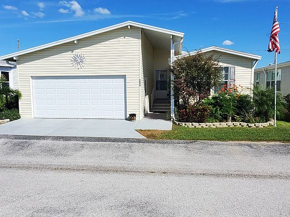 2nd image of 3026 Lemon Terrace Dr