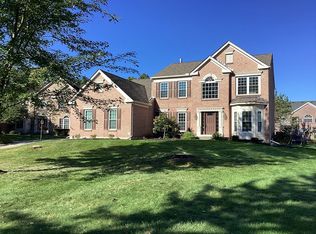 9775 Dinwiddie Ct, Dayton, OH 45458
