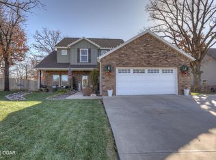 403 Dogwood Trail Loop, Carl Junction, MO 64834