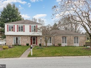 803 Plymouth Rd, Hershey, PA 17033
