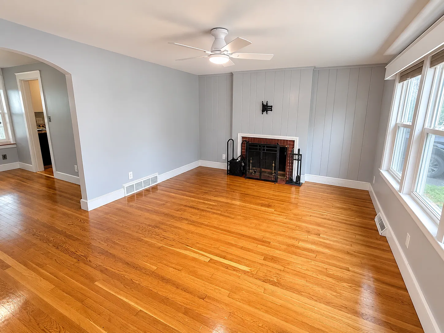 2 bed, 875 sqft, $2,800 — Photo 3