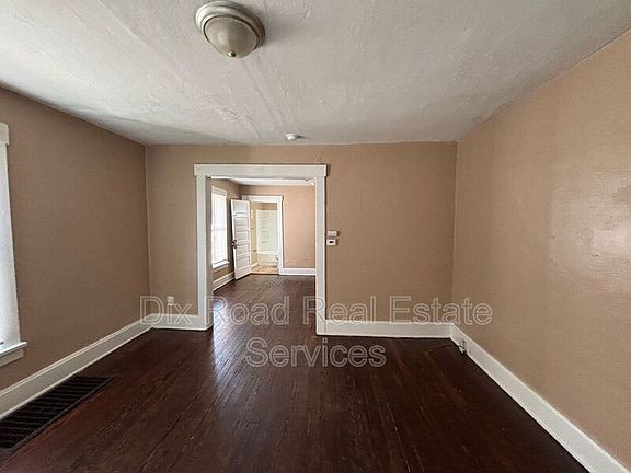 5th image of 1509 Taylor Ave