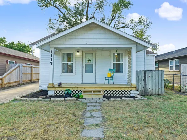 1117 N 8th St, Salina, KS 67401