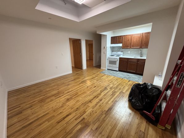 8751 20th Ave APT 3D