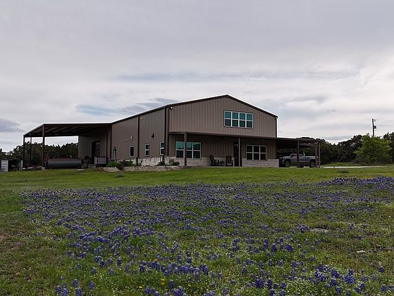 2nd image of 717 Acorn Ln