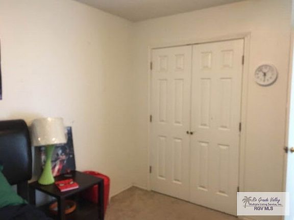 5th image of 1069 Champlain Dr
