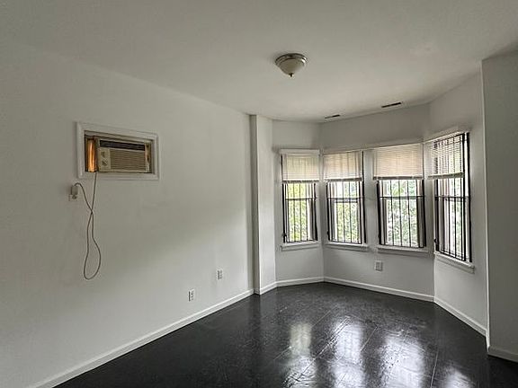 2nd image of 2430 N 30th St