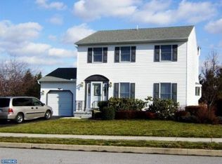 2729 Beacon Dr, Sinking Spring, PA 19608