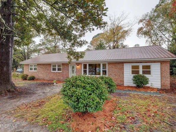 905 Dickens Drive, Wilmington, NC 28405