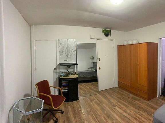 3rd image of 1818 Bath Ave #1R