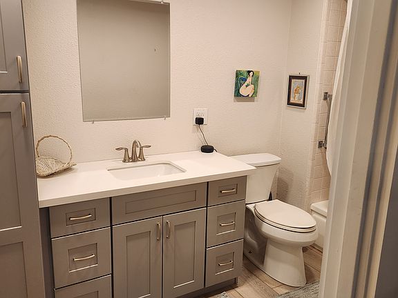 5th image of 9032 Craydon Cir